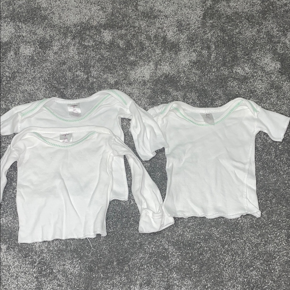 6mo Classic White Kids' Long Sleeve Tops